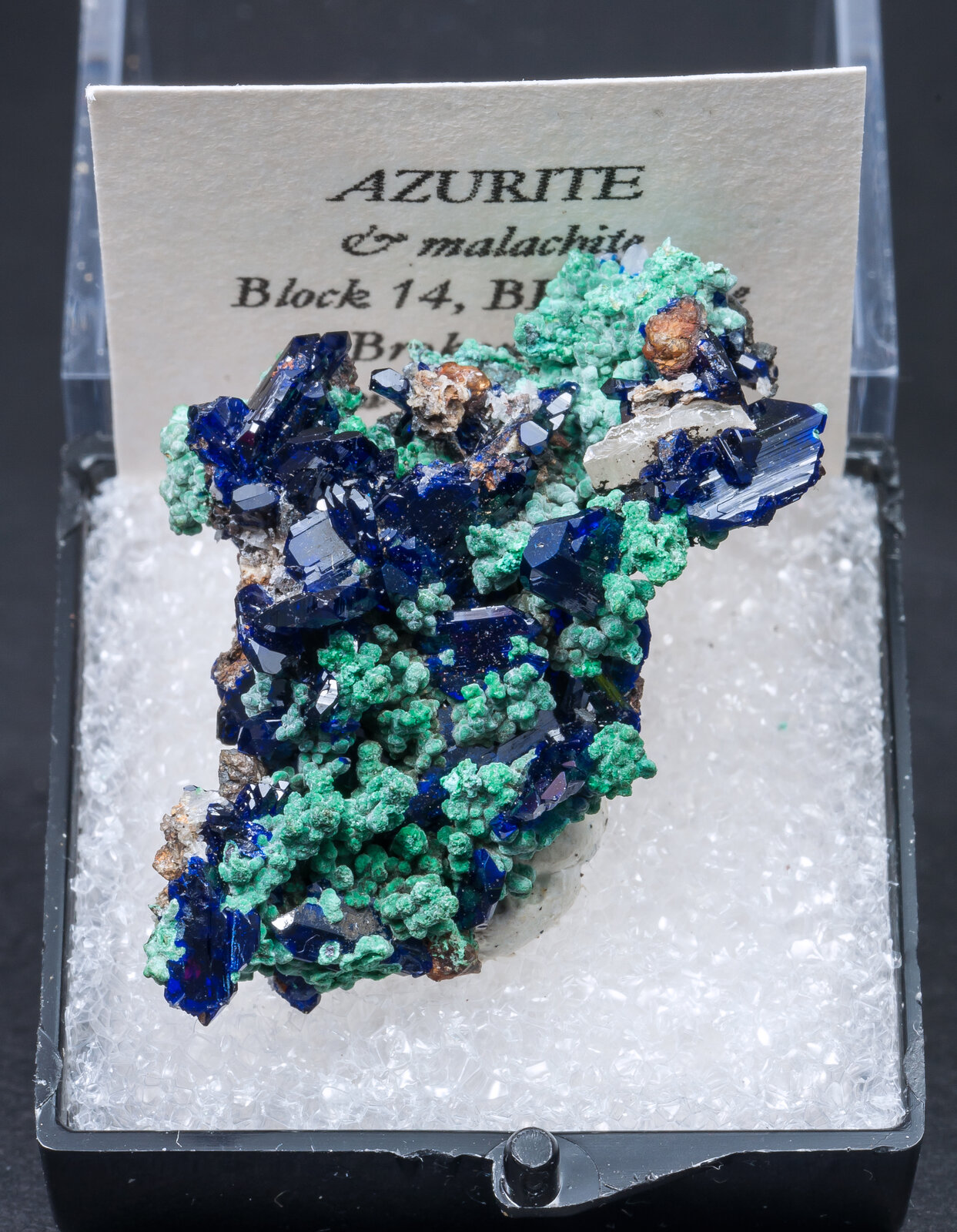 specimens/s_imagesAM8/Azurite-MY26AM8f.jpg