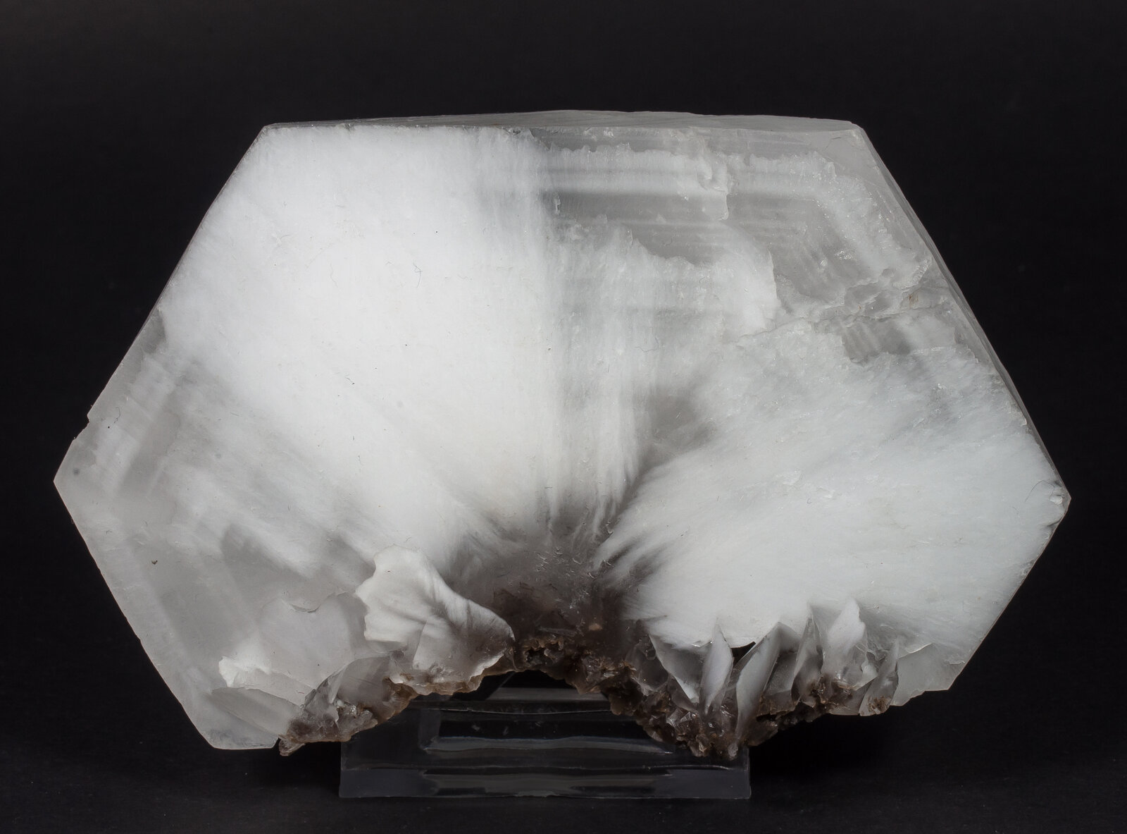 specimens/s_imagesAM8/Calcite-TA90AM8f.jpg