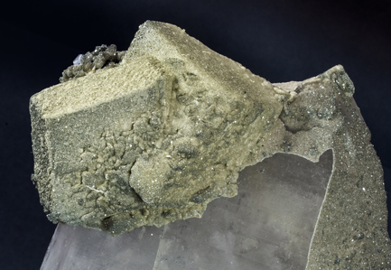 Siderite on Quartz with Pyrite. 