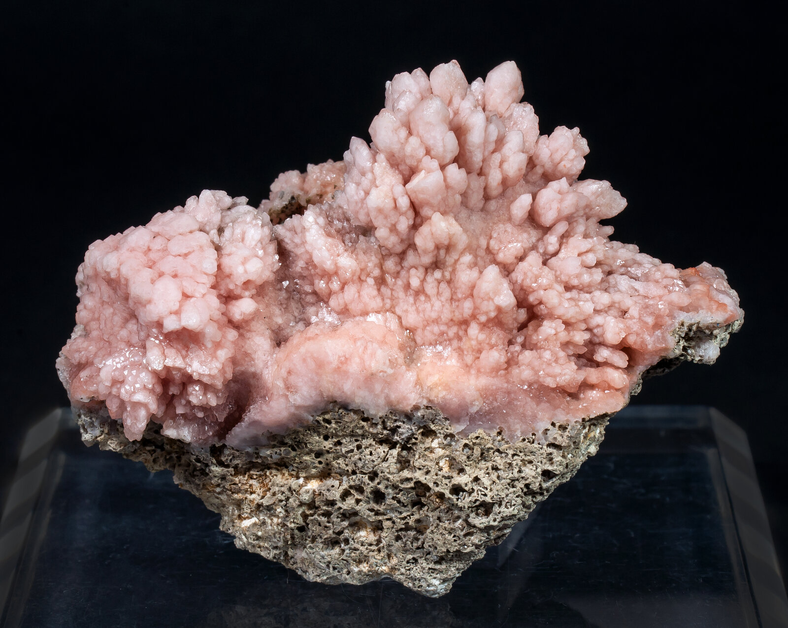 specimens/s_imagesAM8/Quartz_rose-MB97AM8f.jpg