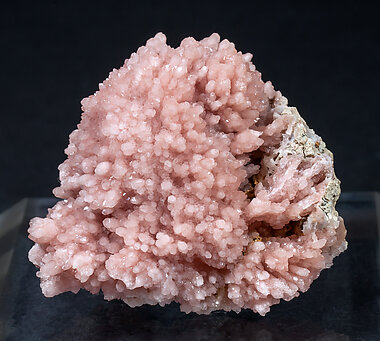 Quartz (variety rose quartz). Front