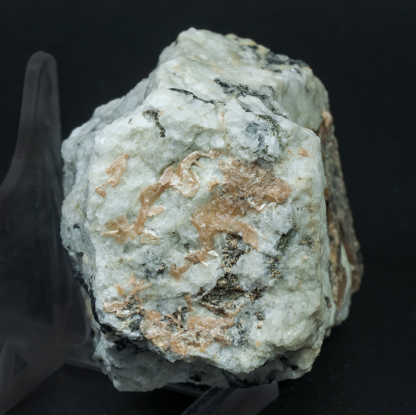 specimens/s_imagesAM8/Wulfenite_chillagite-RR56AM8s.jpg