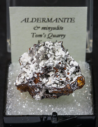 Aldermanite with Minyulite. 