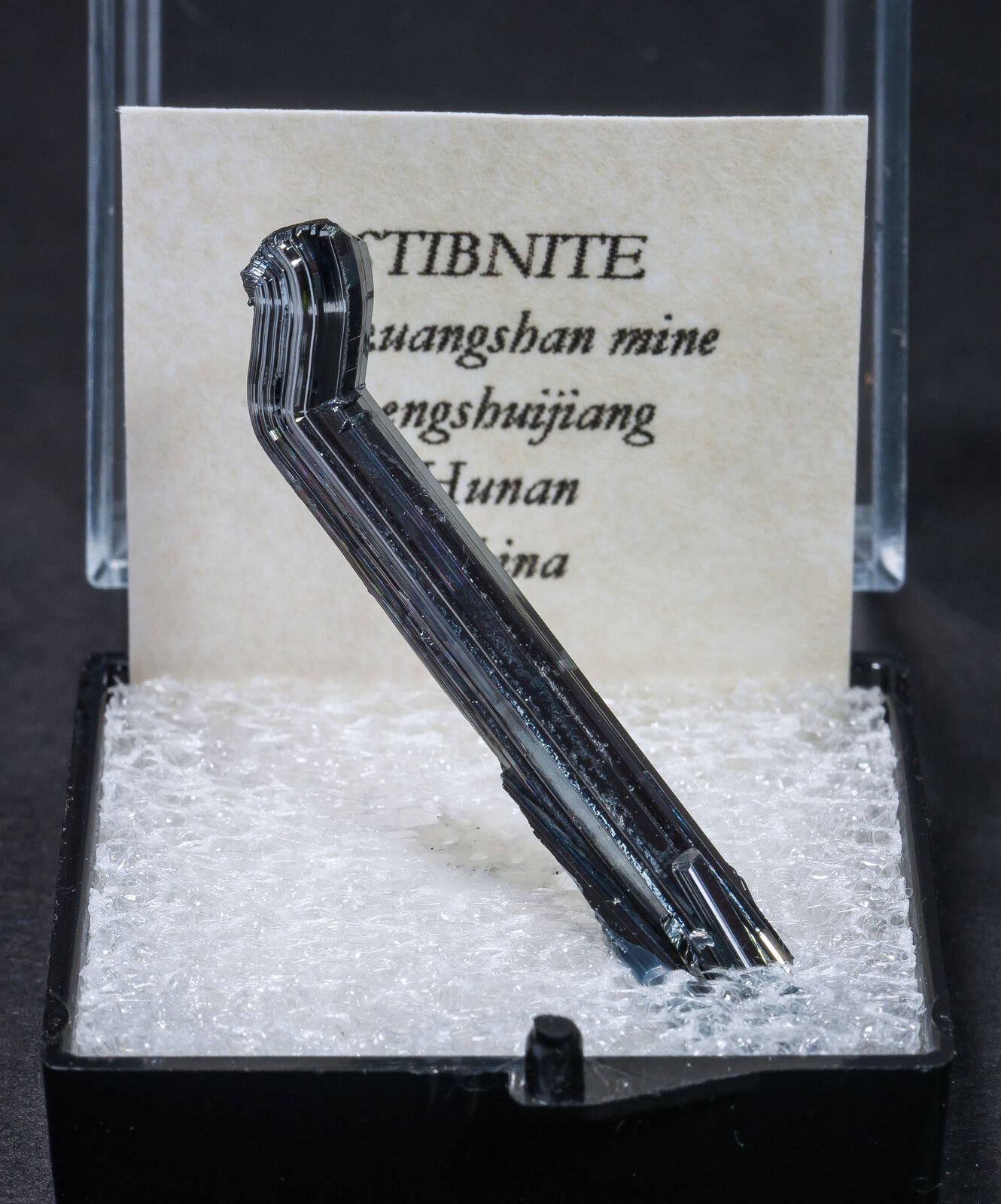 specimens/s_imagesAM9/Stibnite-MA13AM9f.jpg