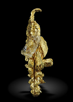 Oro (macla de la espinela) con Cuarzo. Vista posterior / Foto: Joaquim Calln