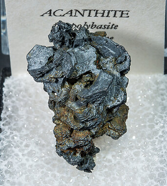 Acanthita pseudo Polybasita. 