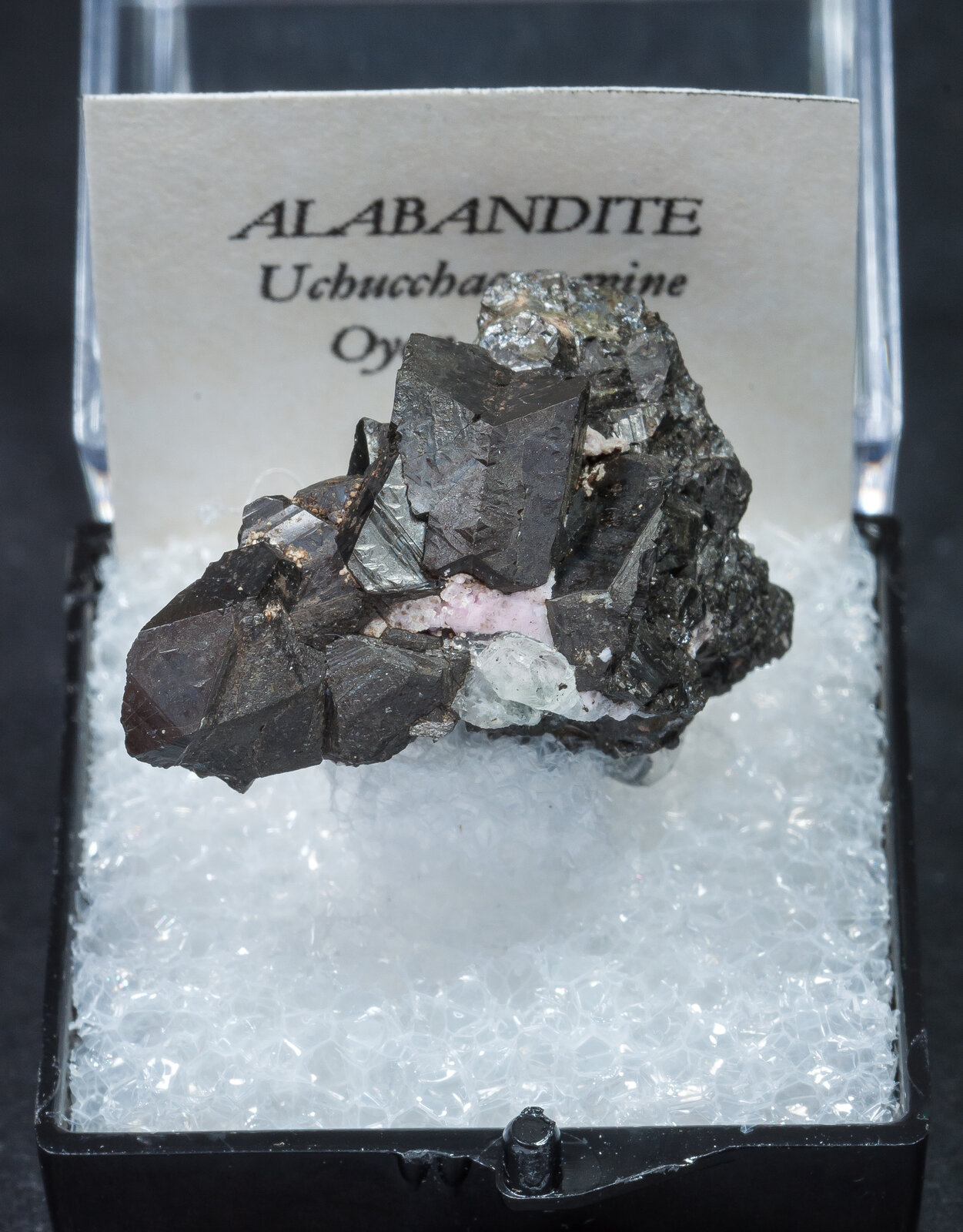 specimens/s_imagesAN1/Alabandite-TF16AN1f1.jpg