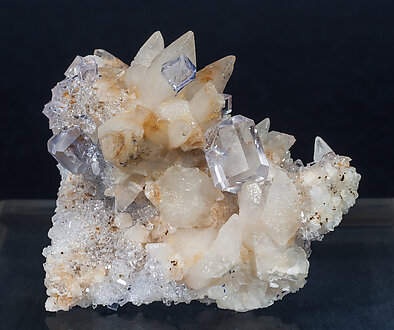 Fluorite with Calcite. Side