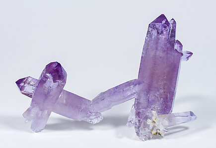 Quartz (variety amethyst). Front