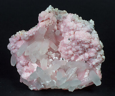 Mn-bearing Calcite with Quartz, Sphalerite, Calcite and Rhodonite. 