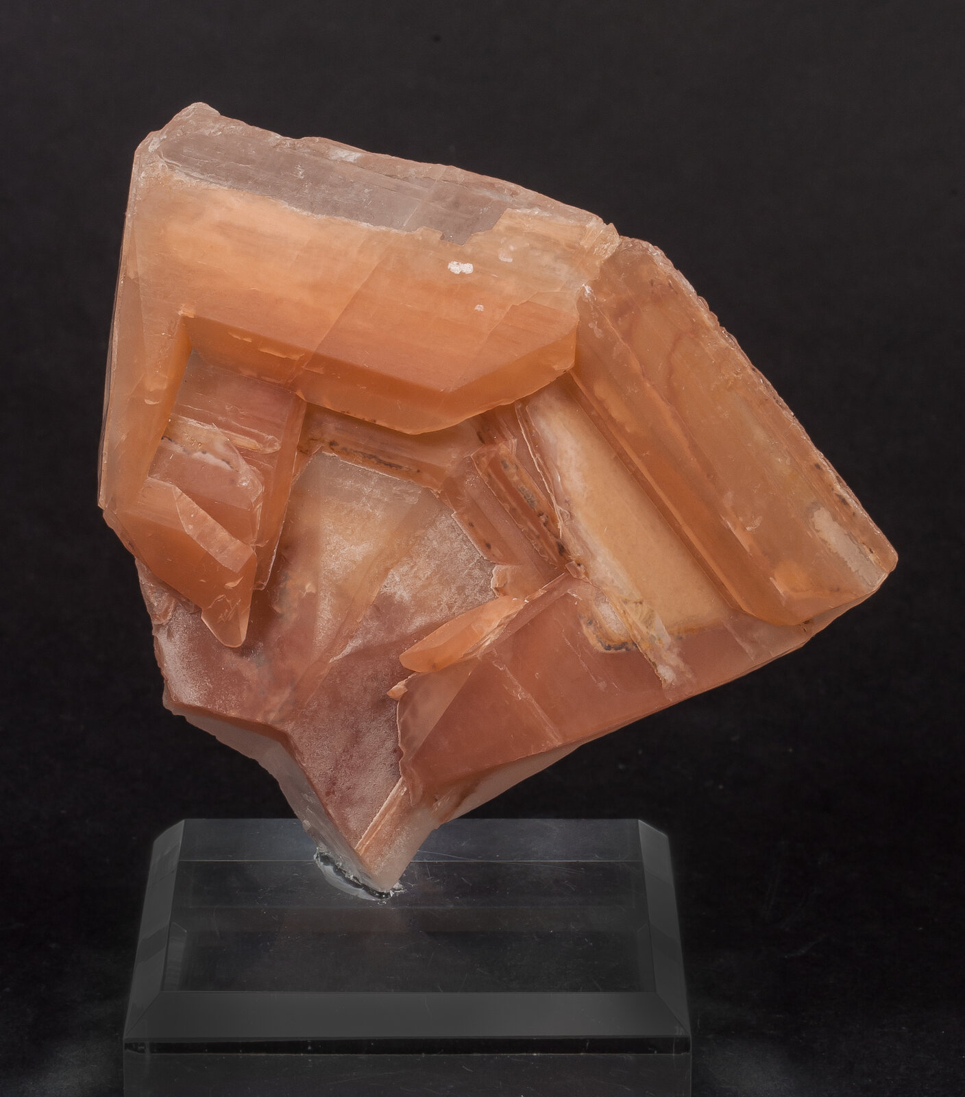 specimens/s_imagesAN3/Calcite-TMG97AN3f.jpg