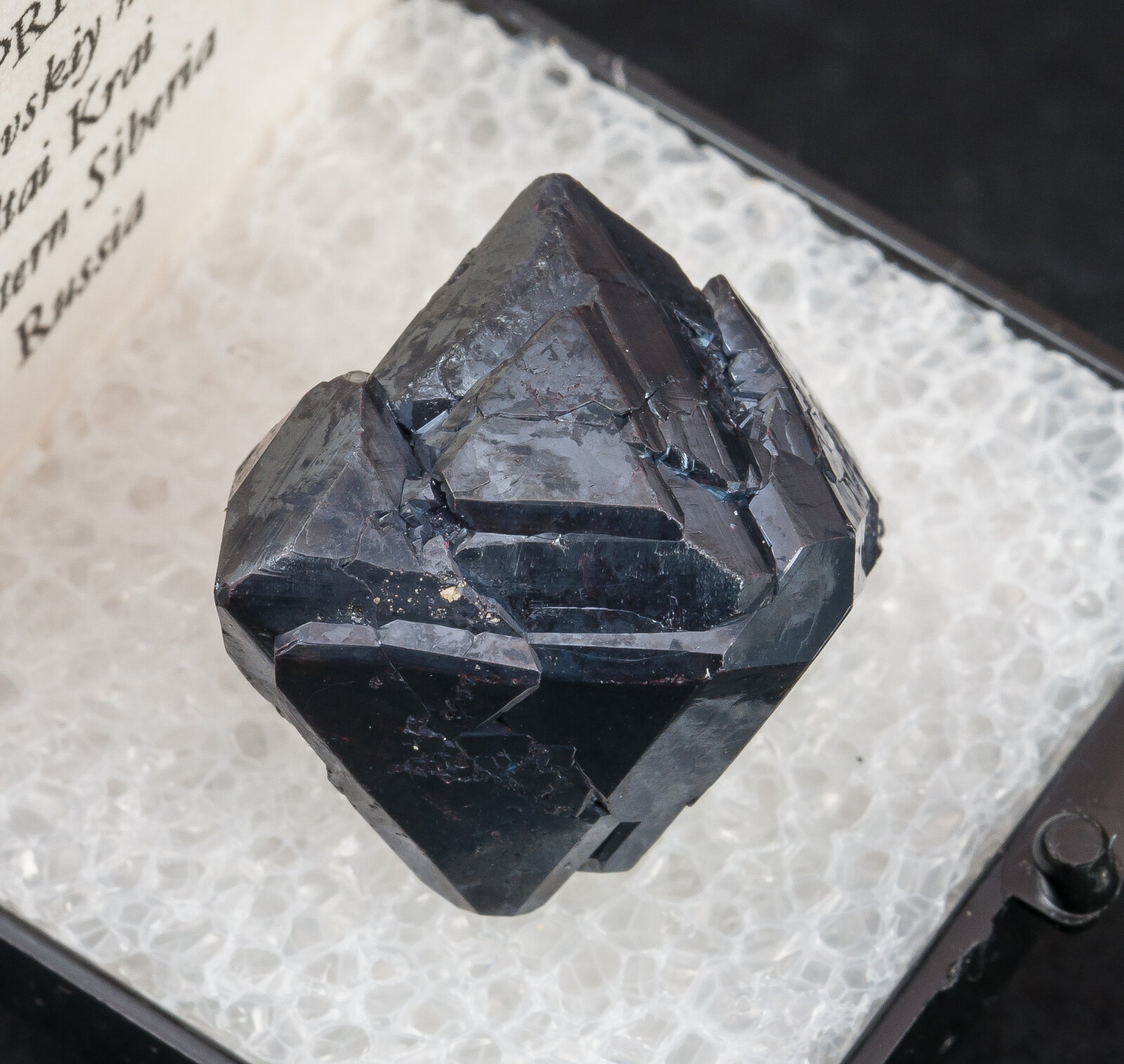 specimens/s_imagesAN3/Cuprite-TQM63AN3t.jpg