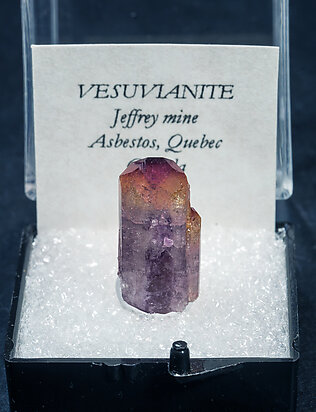 Vesuvianite. Front