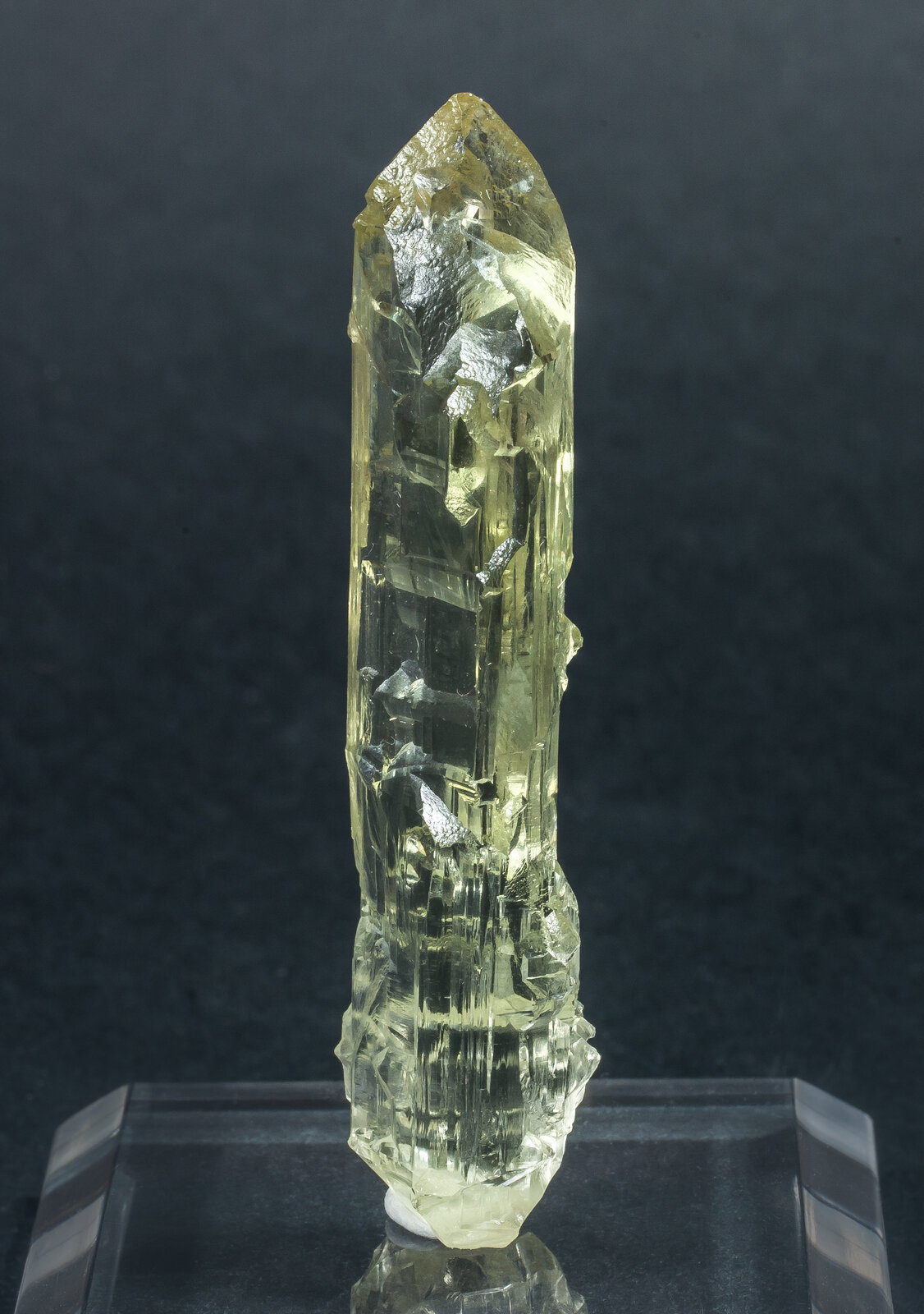specimens/s_imagesAN4/Beryl_heliodor-EBB16AN4r.jpg
