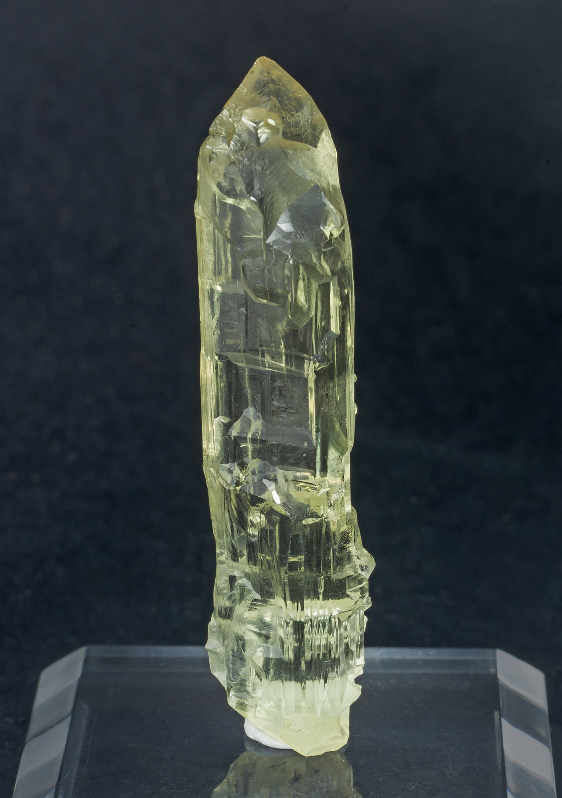 specimens/s_imagesAN4/Beryl_heliodor-EBB16AN4s.jpg