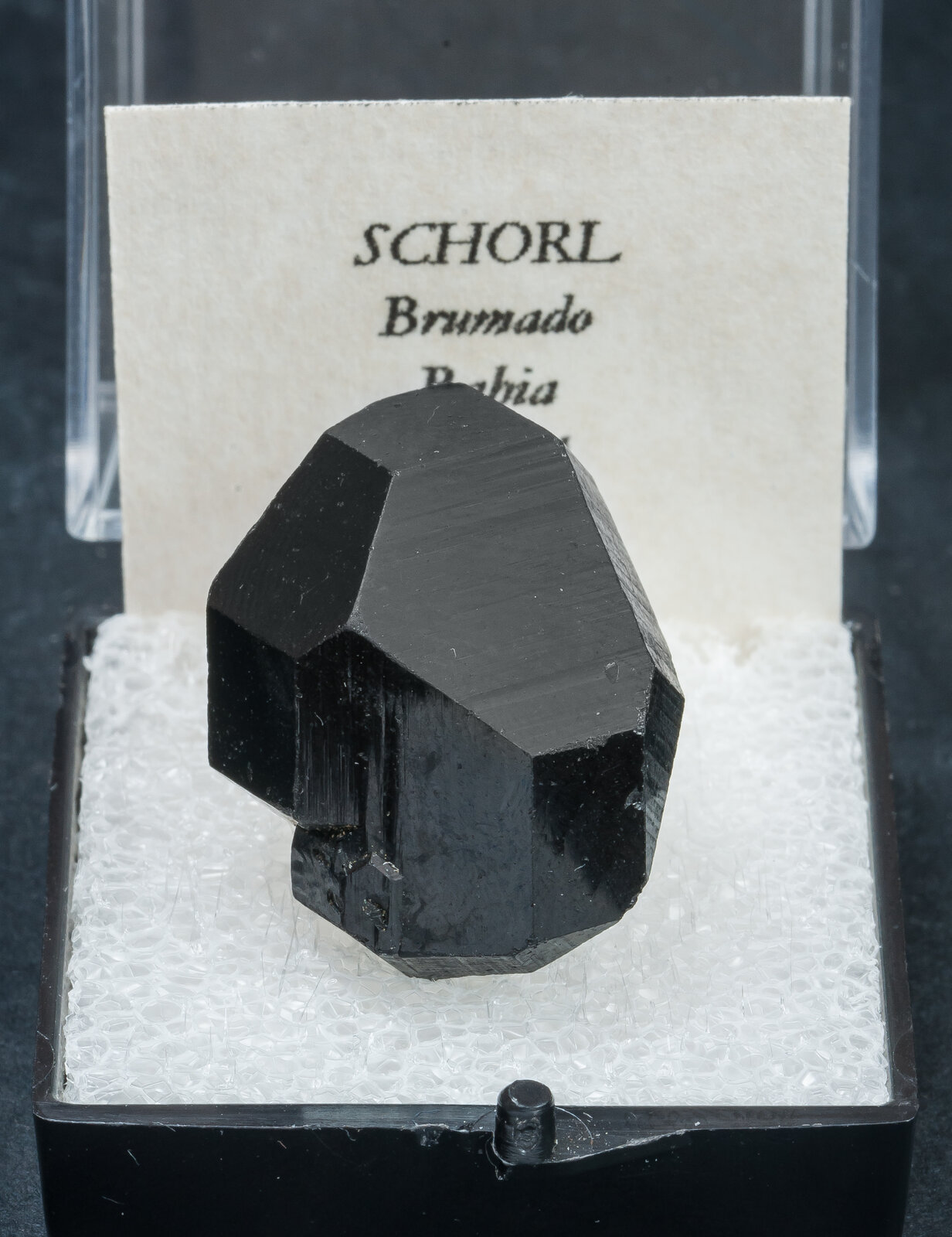 specimens/s_imagesAN4/Uvite-TMF56AN4f1.jpg