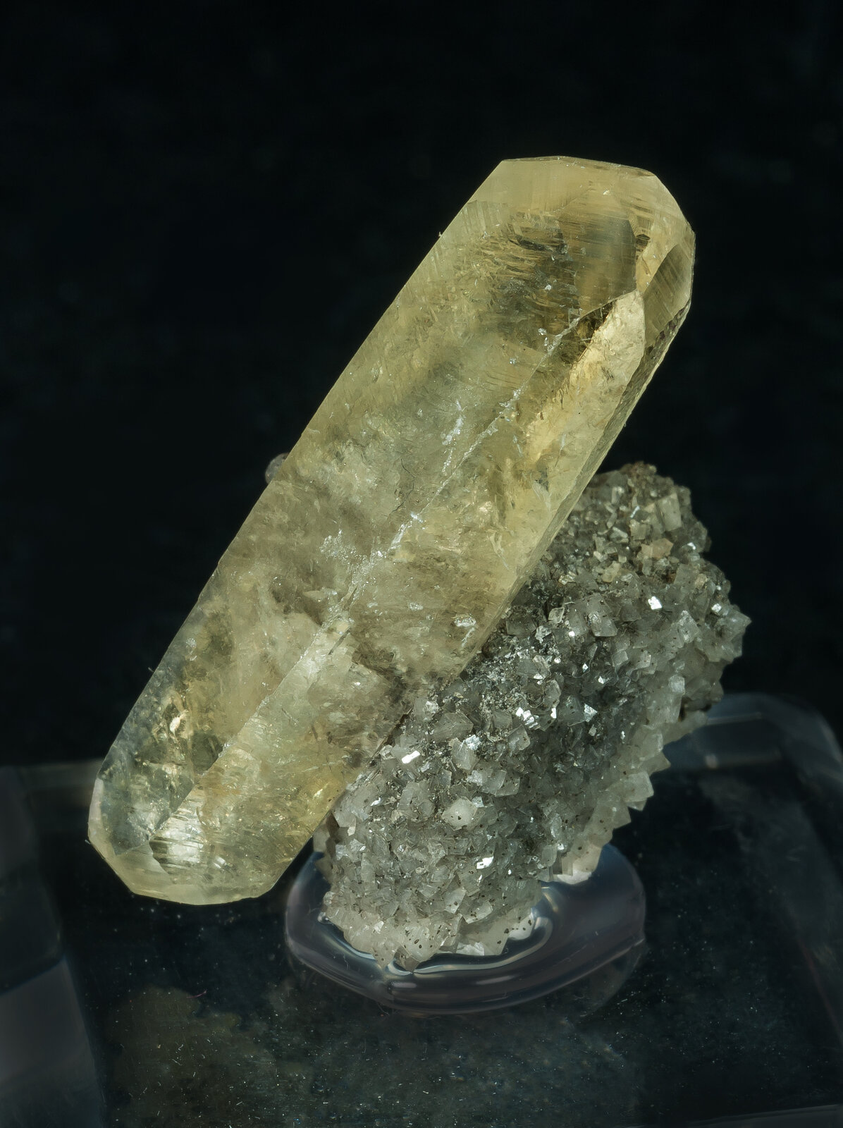 specimens/s_imagesAN5/Calcite-DCA13AN5s.jpg