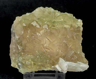 Fluorite with Baryte. Front