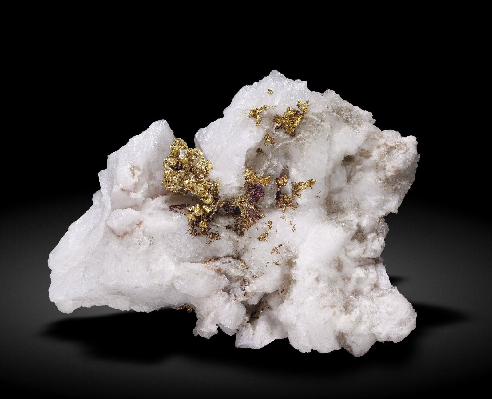 specimens/s_imagesAN5/Gold-TMB51AN5_9125_f.jpg