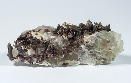 Pyromorphite with Fluorite. Rear