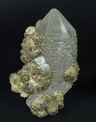 Quartz with Siderite and Pyrite. Front