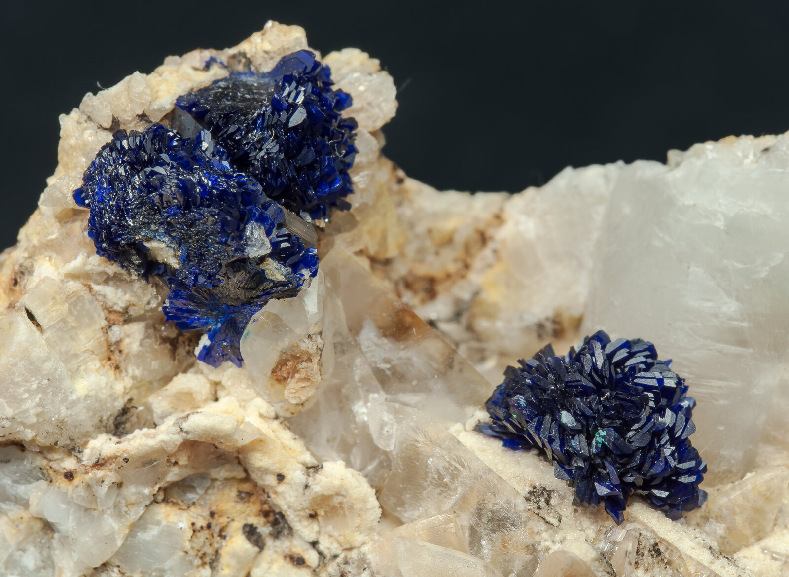 specimens/s_imagesAN6/Azurite-JFD22AN6d1.jpg