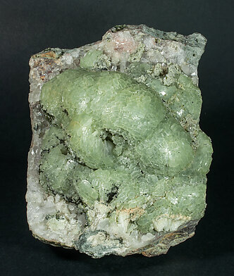 Prehnite with Quartz and Epidote. Side