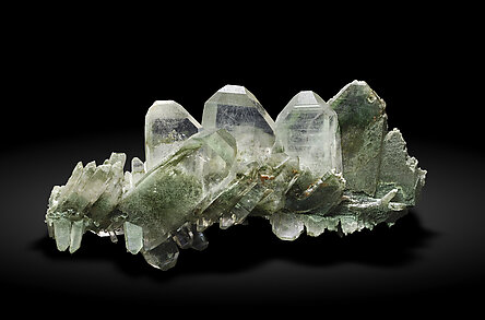 Quartz with Chlorite inclusions. Front / Photo: Joaquim Calln