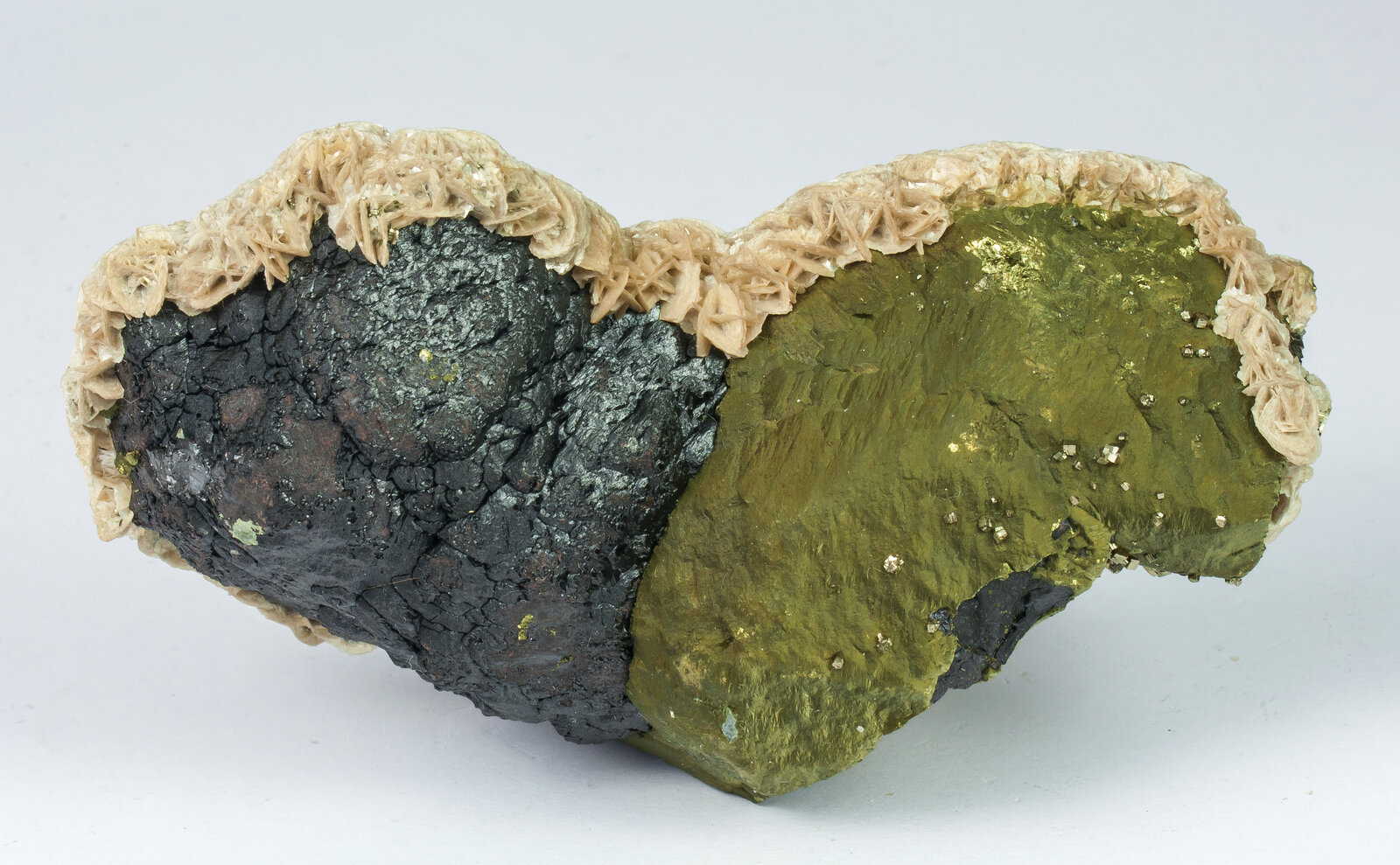 specimens/s_imagesAN7/Chalcopyrite-NAT27AN7s.jpg