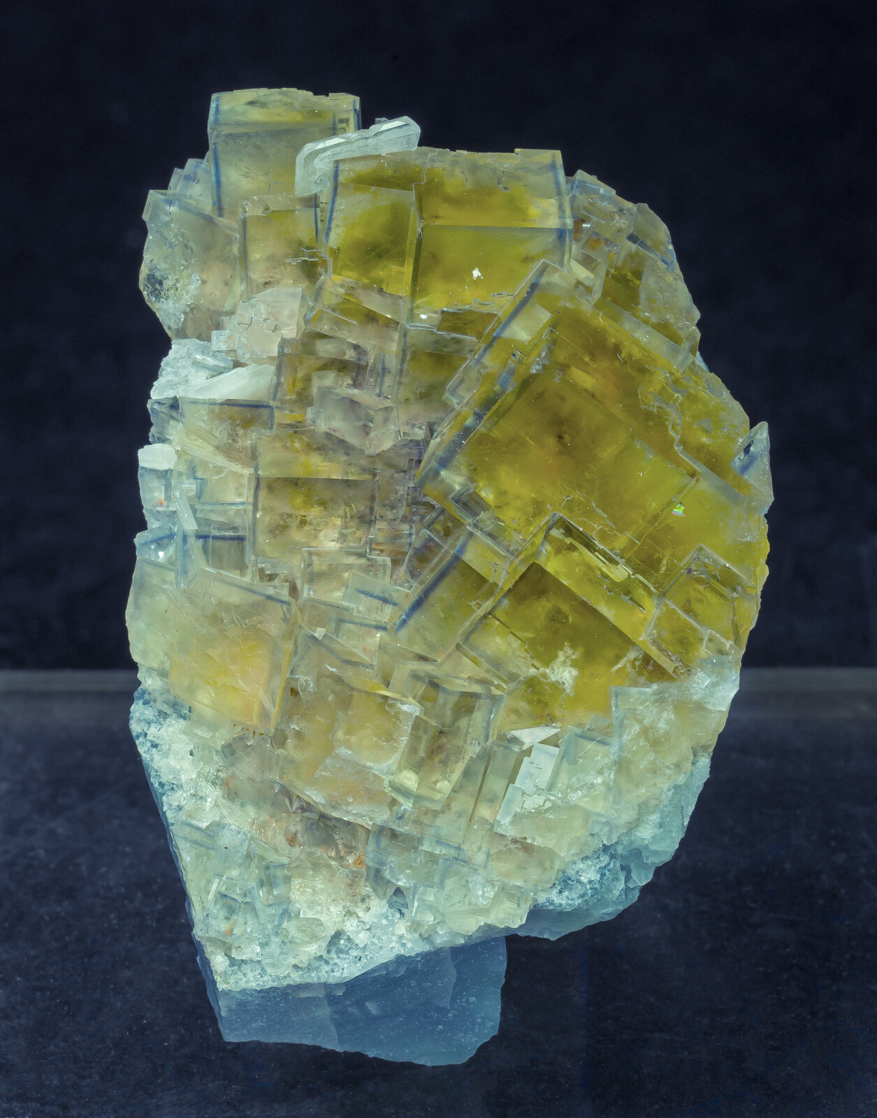 specimens/s_imagesAN7/Fluorite-ETM66AN7f.jpg