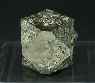 Pyrite. Side