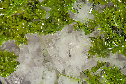 Pyromorphite with Fluorite. 