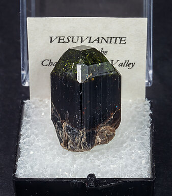 Vesuvianite. Front