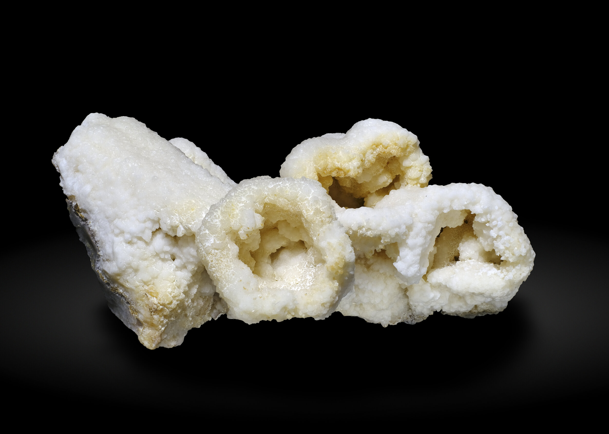 specimens/s_imagesAO0/Calcite-ETR90AO0_7171_t.jpg