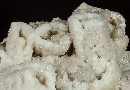 Calcite (variety kanonenspat) with Quartz. 