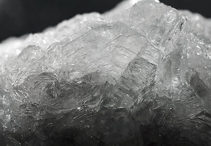 Imayoshiite with Datolite (variety bakerite), Fluorapophyllite-(K) and Andradite. Detail / Photo: Joaquim Calln