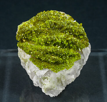 Pyromorphite with Fluorite. 