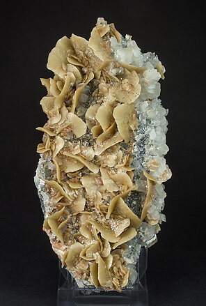 Siderite with Quartz. Side