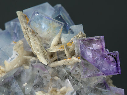 Fluorite with Baryte and Quartz. 