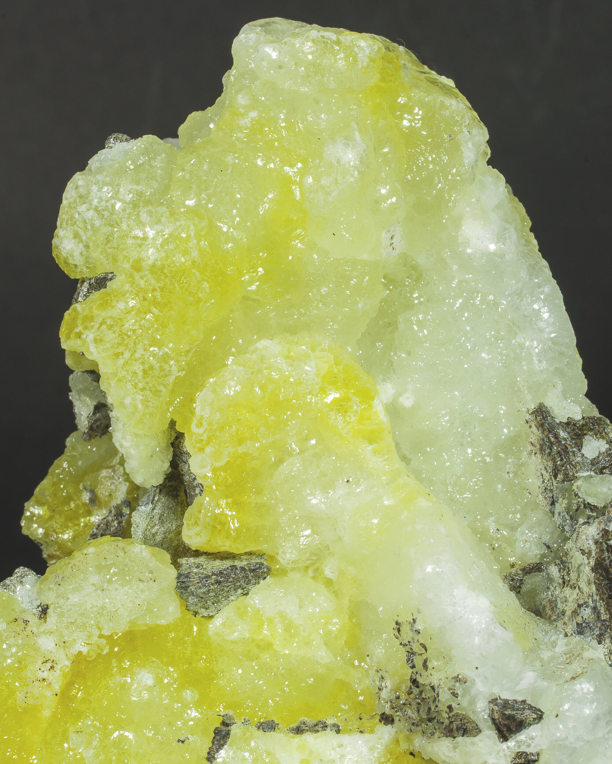 specimens/s_imagesAO2/Brucite-NGX99AO2d.jpg
