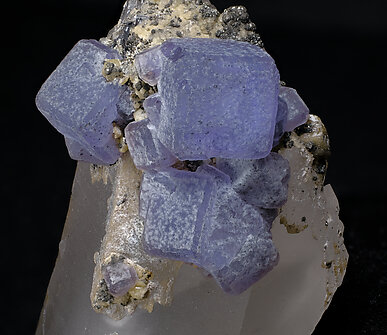 Fluorite with Quartz, Siderite, Pyrite and Ferberite. Detail / Photo: Joaquim Calln