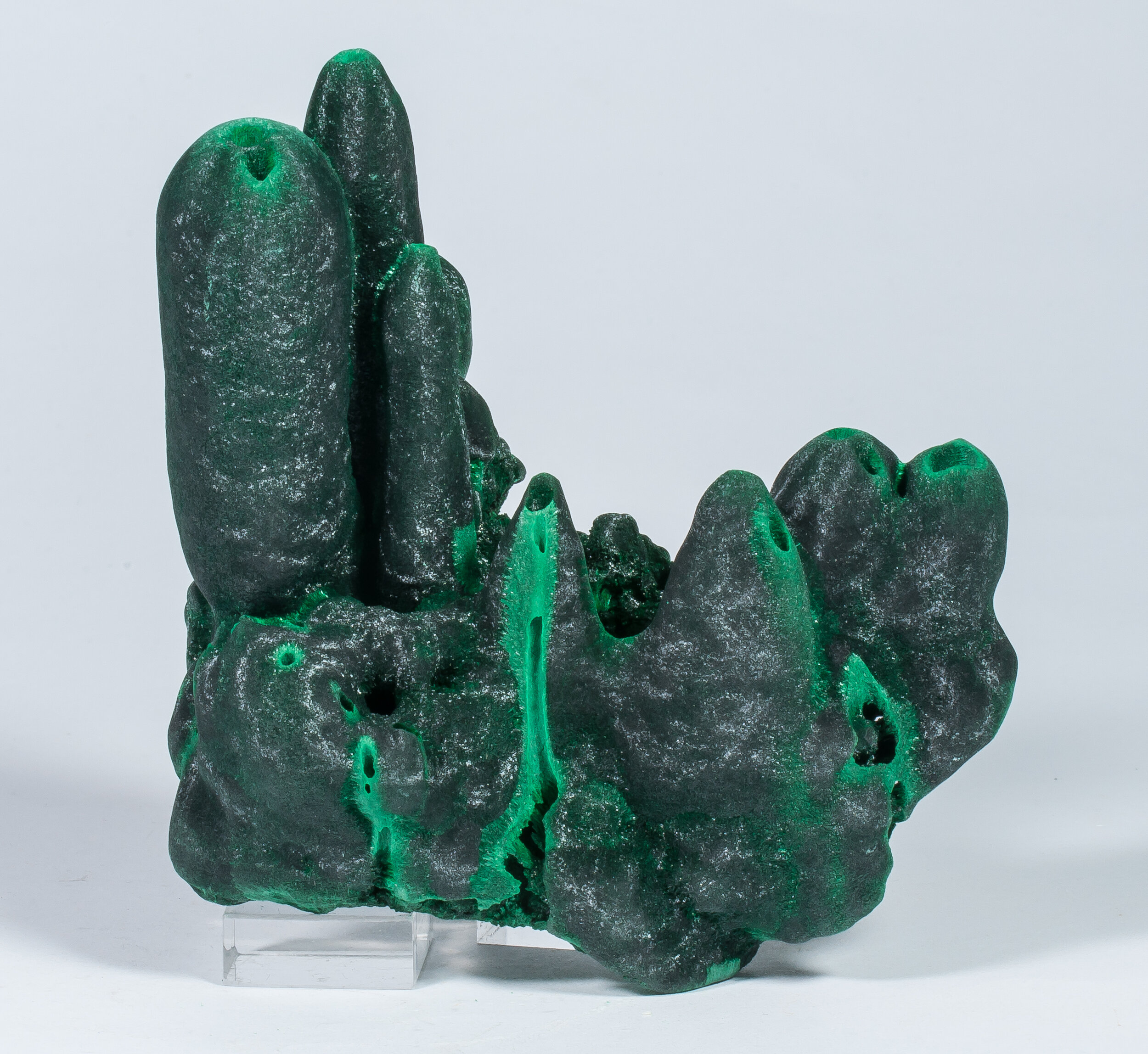 specimens/s_imagesAO2/Malachite-MXZ72AO2f.jpg