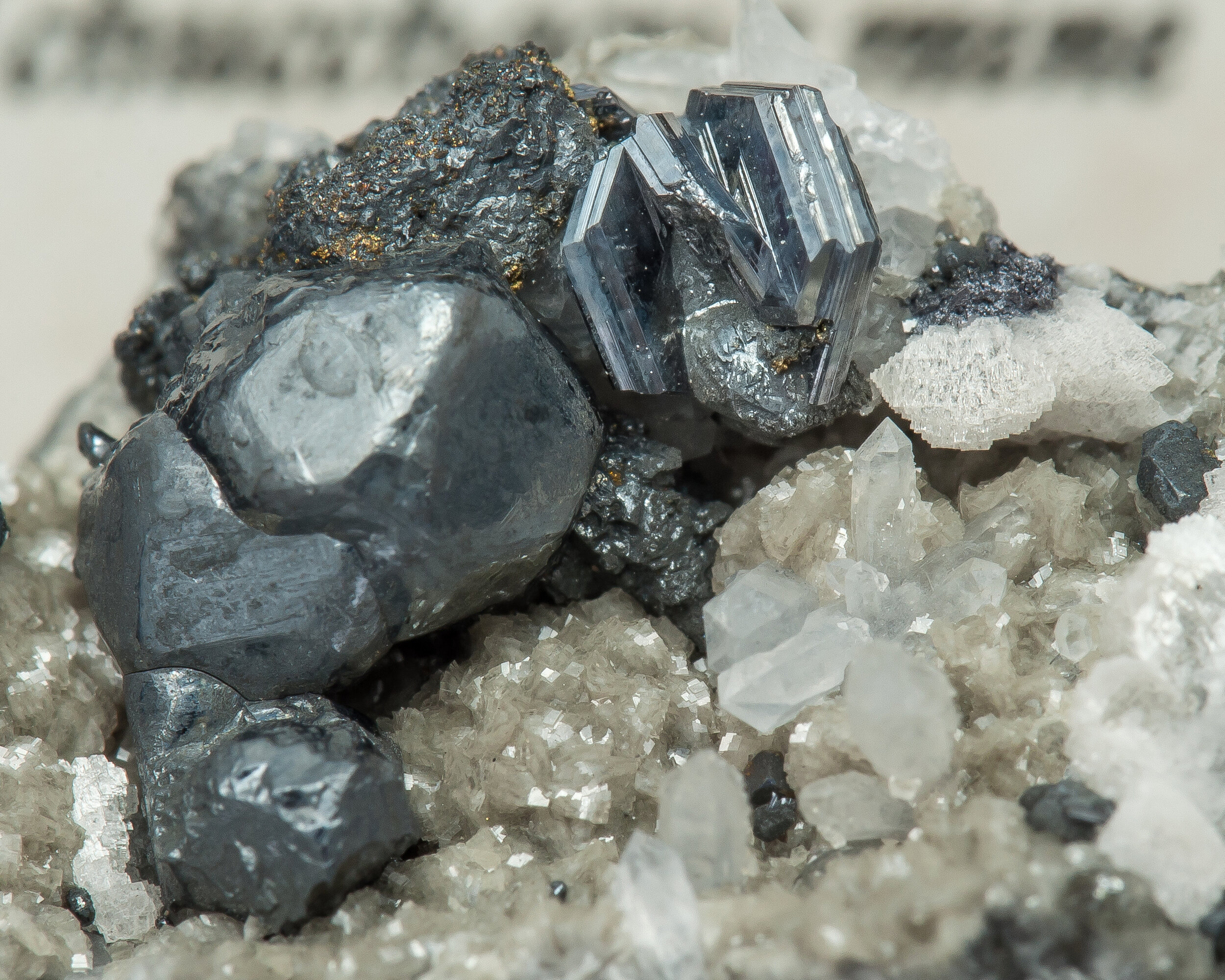 specimens/s_imagesAO2/Pearceite-TRJ16AO2d.jpg