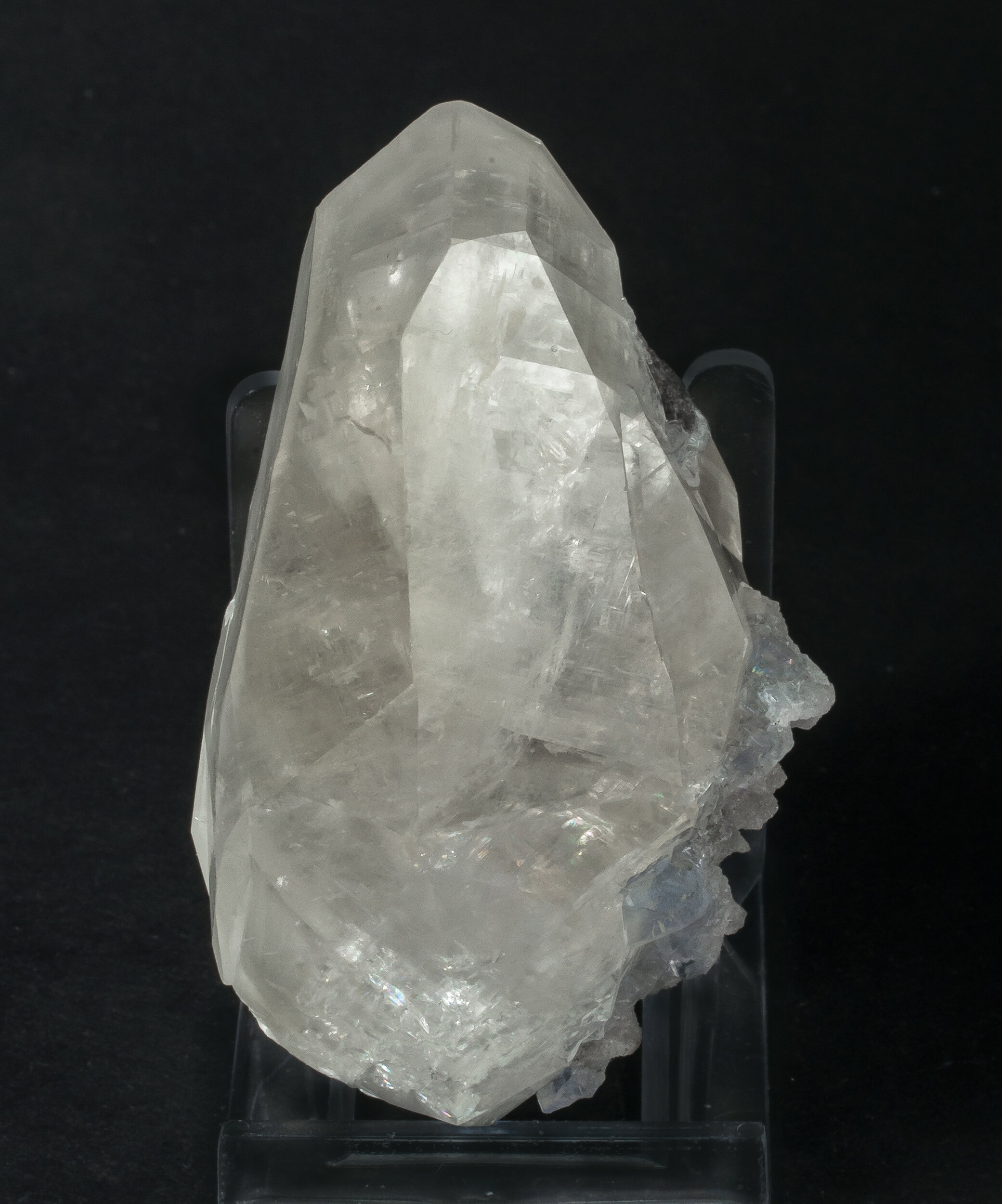 specimens/s_imagesAO3/Calcite-NXR37AO3f.jpg