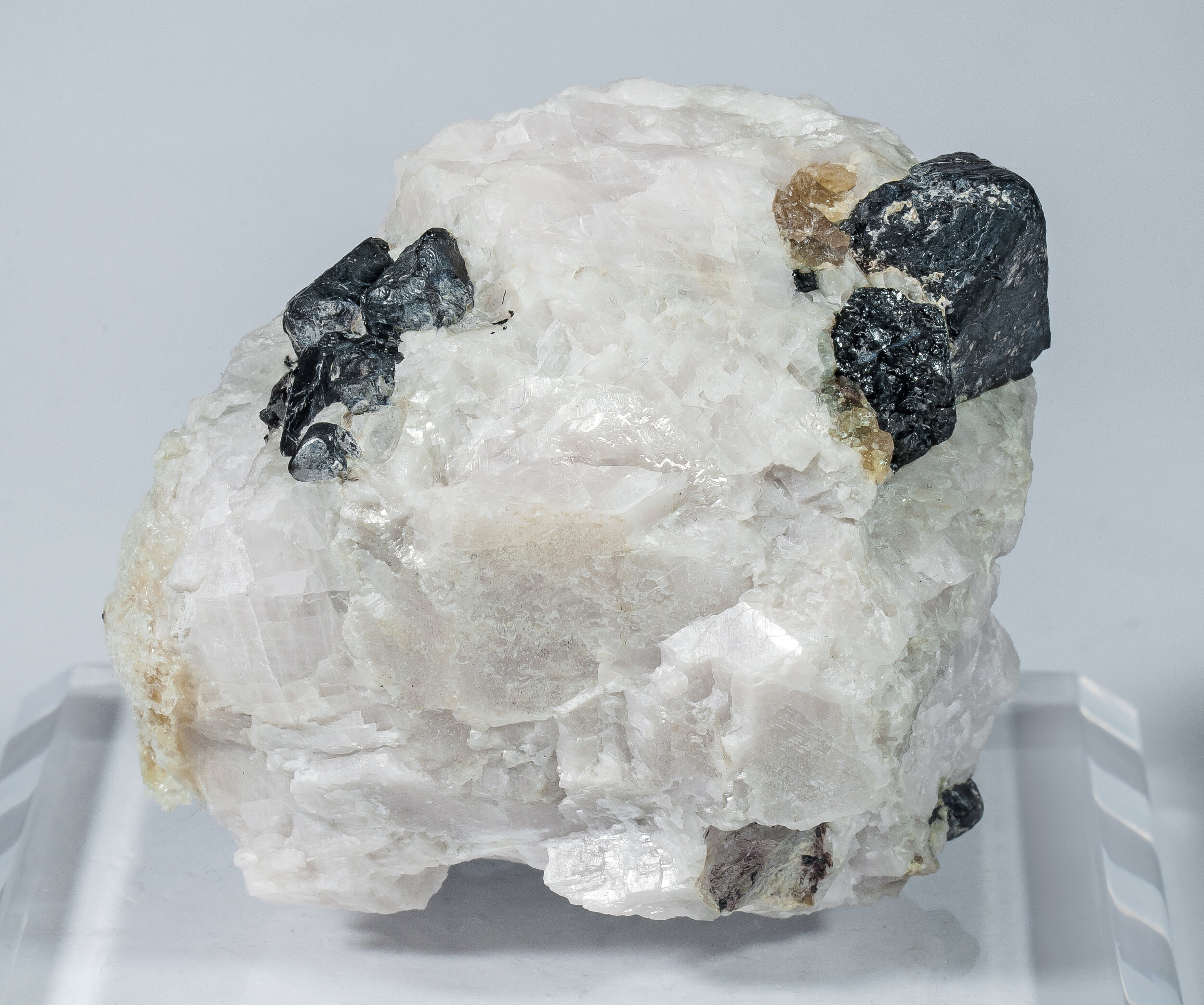 specimens/s_imagesAO3/Franklinite-MDE47AO3f.jpg