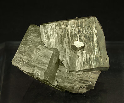 Pyrite. Front