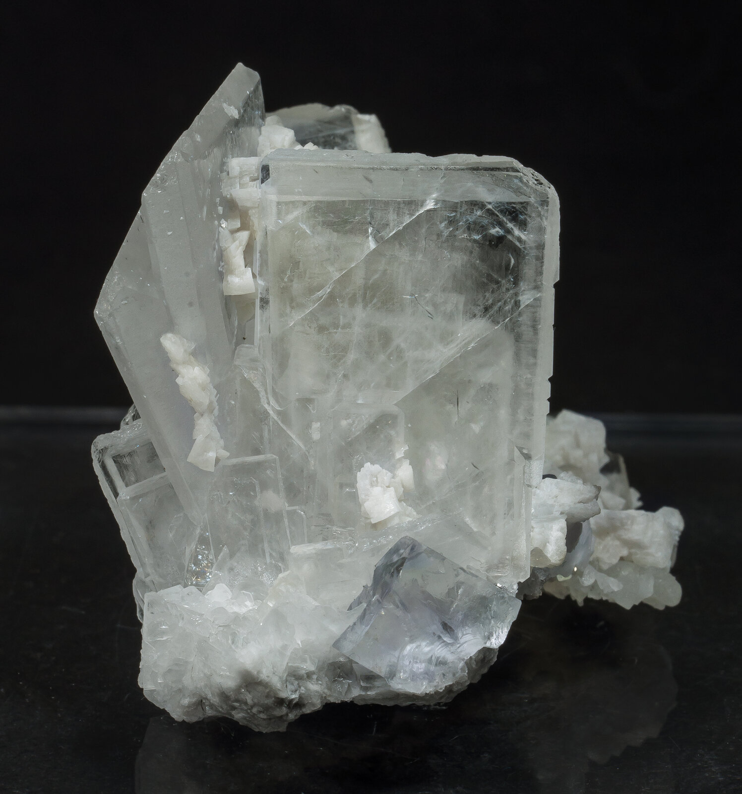 specimens/s_imagesAO4/Baryte-JFD118AO4s.jpg