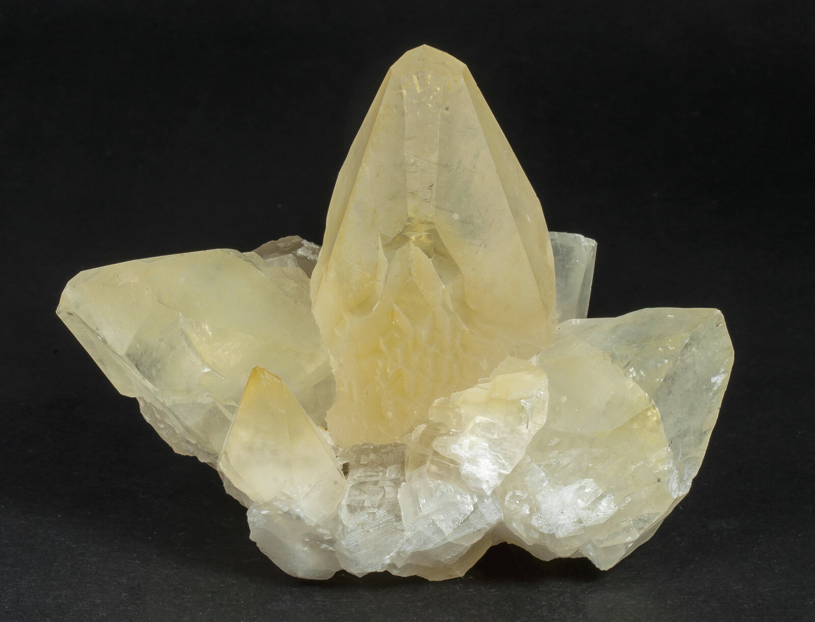 specimens/s_imagesAO4/Calcite-TFB46AO4f.jpg