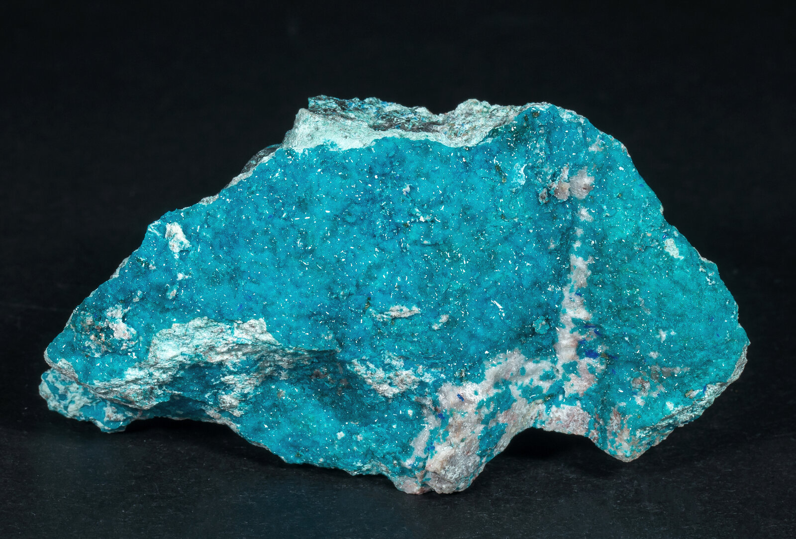 specimens/s_imagesAO4/Caledonite-MFB86AO4f.jpg