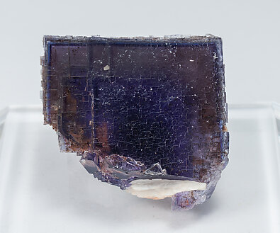 Fluorite. Front